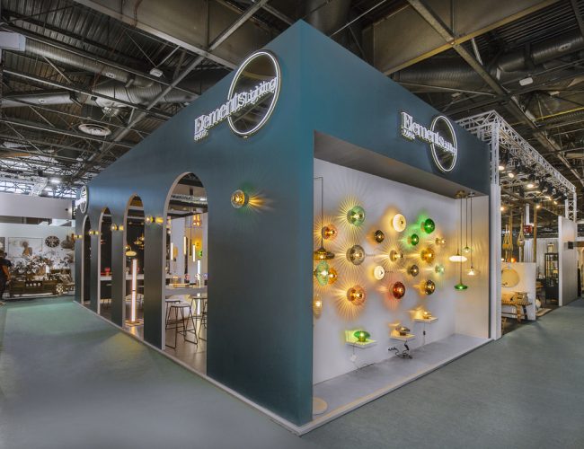 Stand Element Lighting